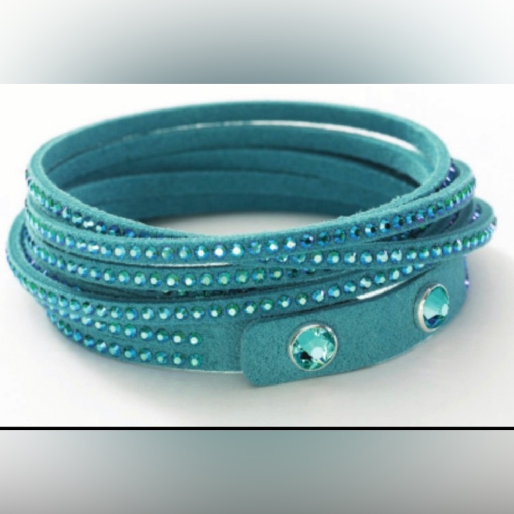 LAST ONE!  Touchstone Crystal Star Wrap bracelet in Laguna.  Brand new retired.